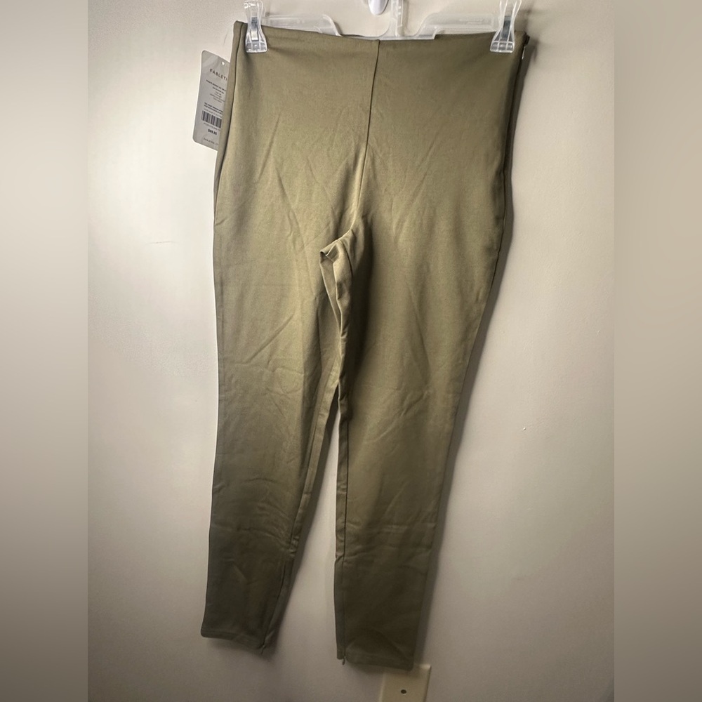 NWT Womens Fabletics army green medium Ponte skinny zip splint pant leggings - Picture 4 of 7